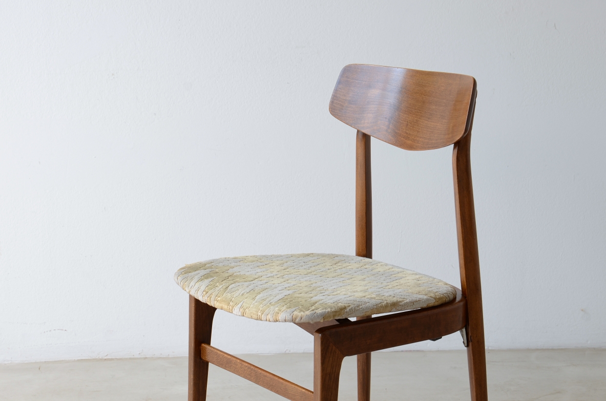 Set of 6 teak chairs with shaped folder and padded fabric seat.  Italian manufacture 1960ca.