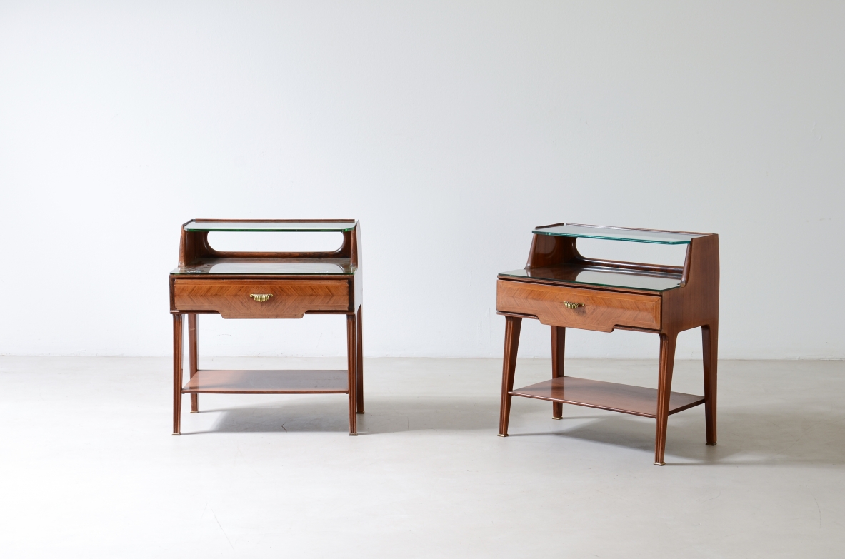 Paolo Buffa  Pair of elegant bedside tables 1950's
