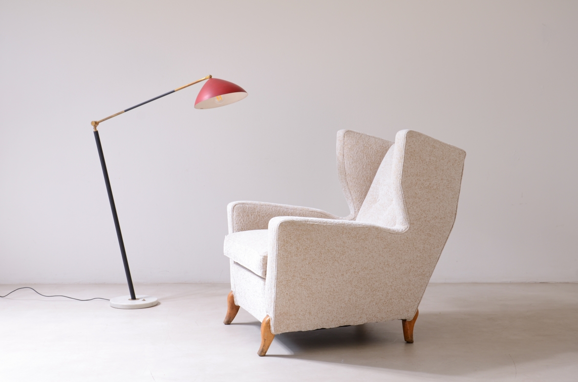 Melchiorre Bega, attr.  Bergere di forma organica con piedi in legno sagomato.  Manifattura italiana primi anni '50