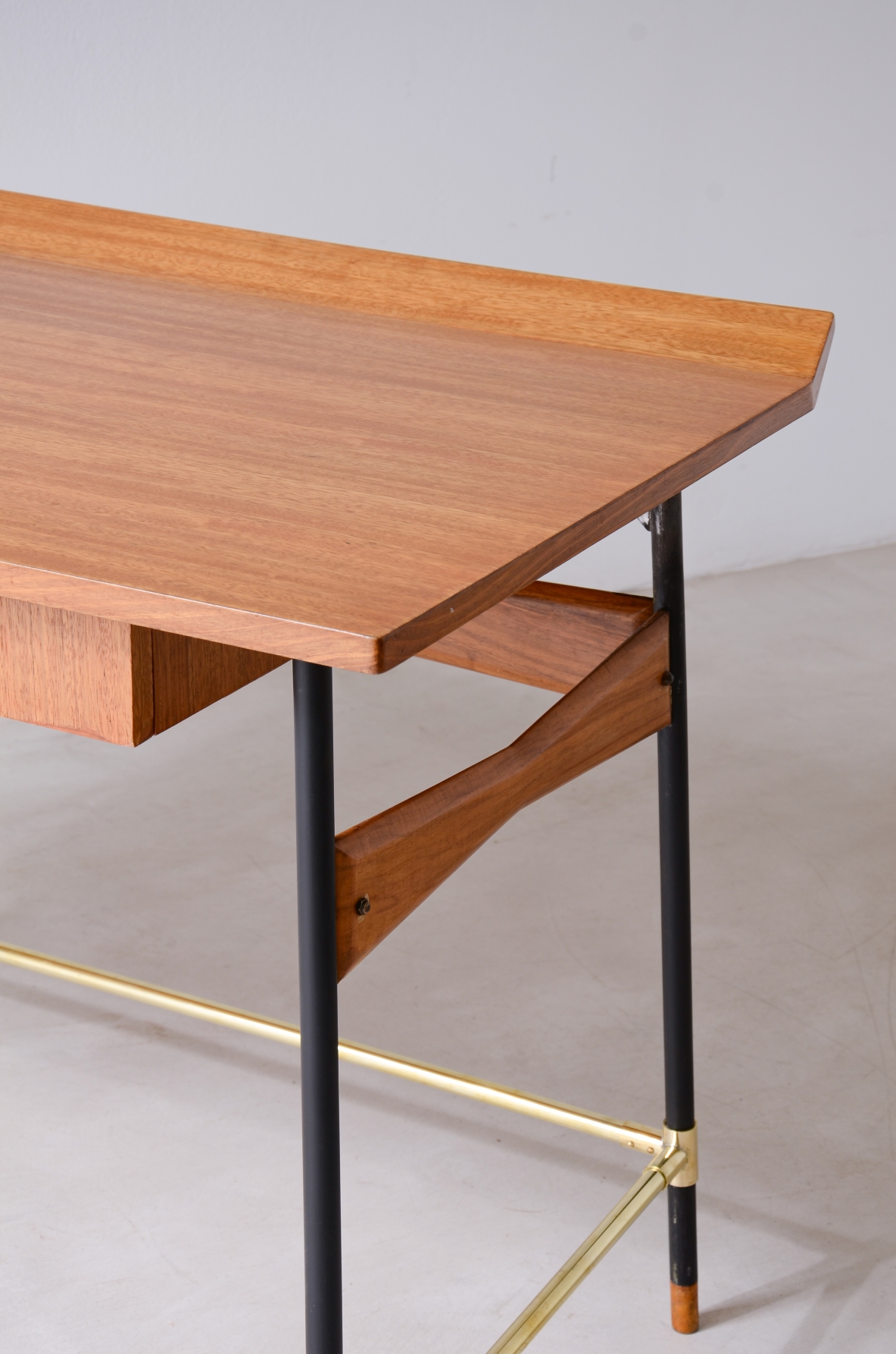 Desk with wooden top and drawers, metal and brass structure.Italian manufacture 60s.