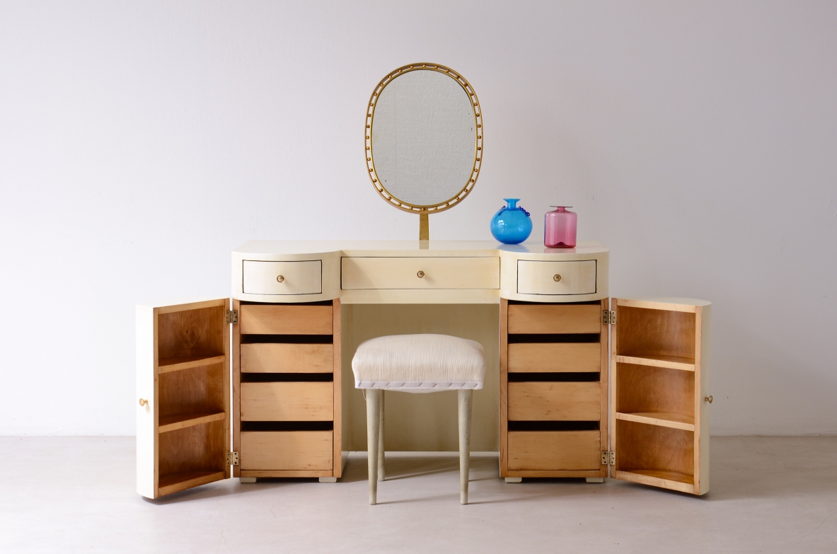 Elegante toilette/console/scrittoio in legno laccato con specchio basculante, Manifattura italiana, 1930ca