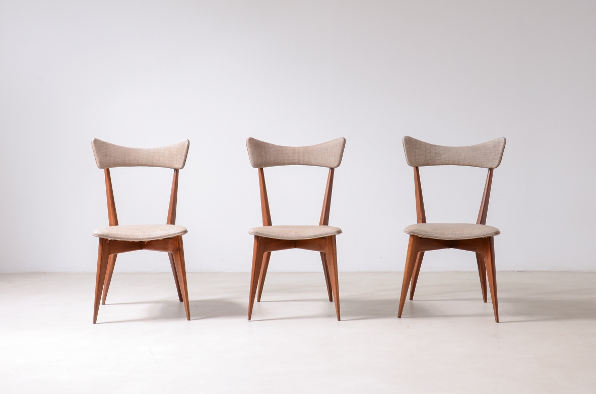 Ico Parisi, Rare set of 6 walnut chairs. Manufactured by F.lli Colombo, Como, 1952.