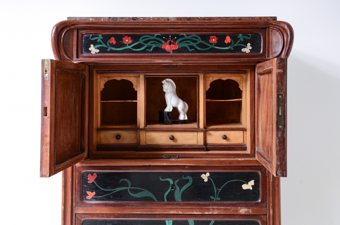 Rare comode in the style of Louis Majorelle Italian Art Noveau, 1880-1910 ca.