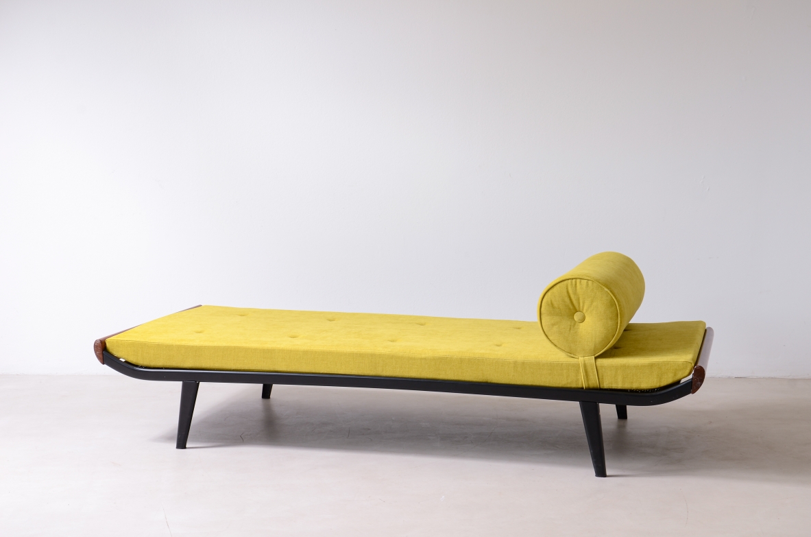 Cleopatra daybed in metal and teak wood.  Auping Manufactory