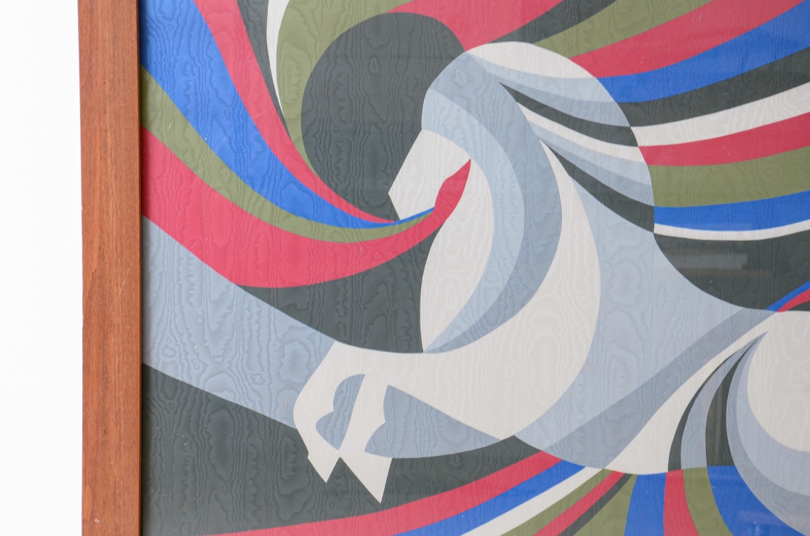 Grande serigrafia su tessuto in seta dentro cornice in legno sagomato anni 60