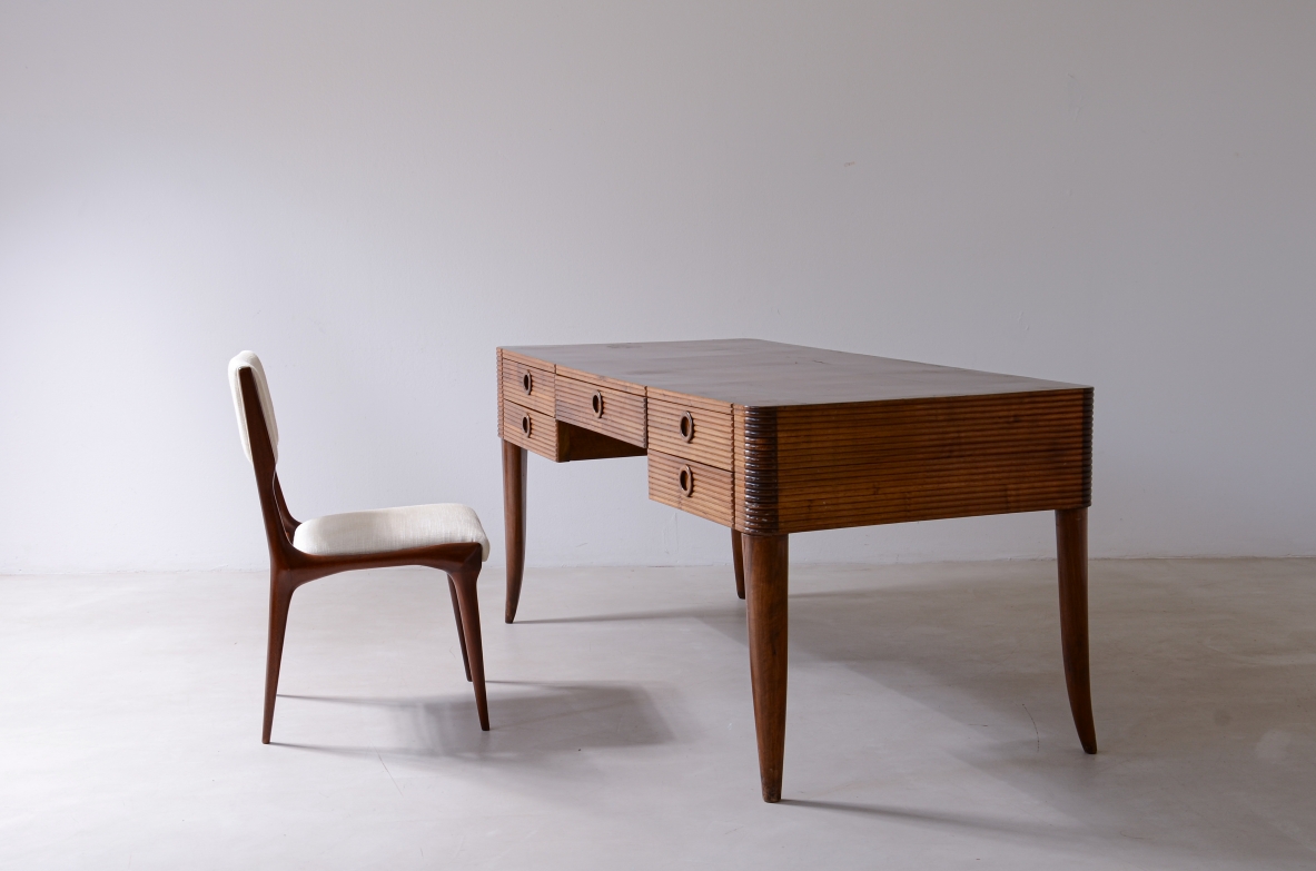 Elegant Paolo Buffa wooden desk with five drawers 1940's