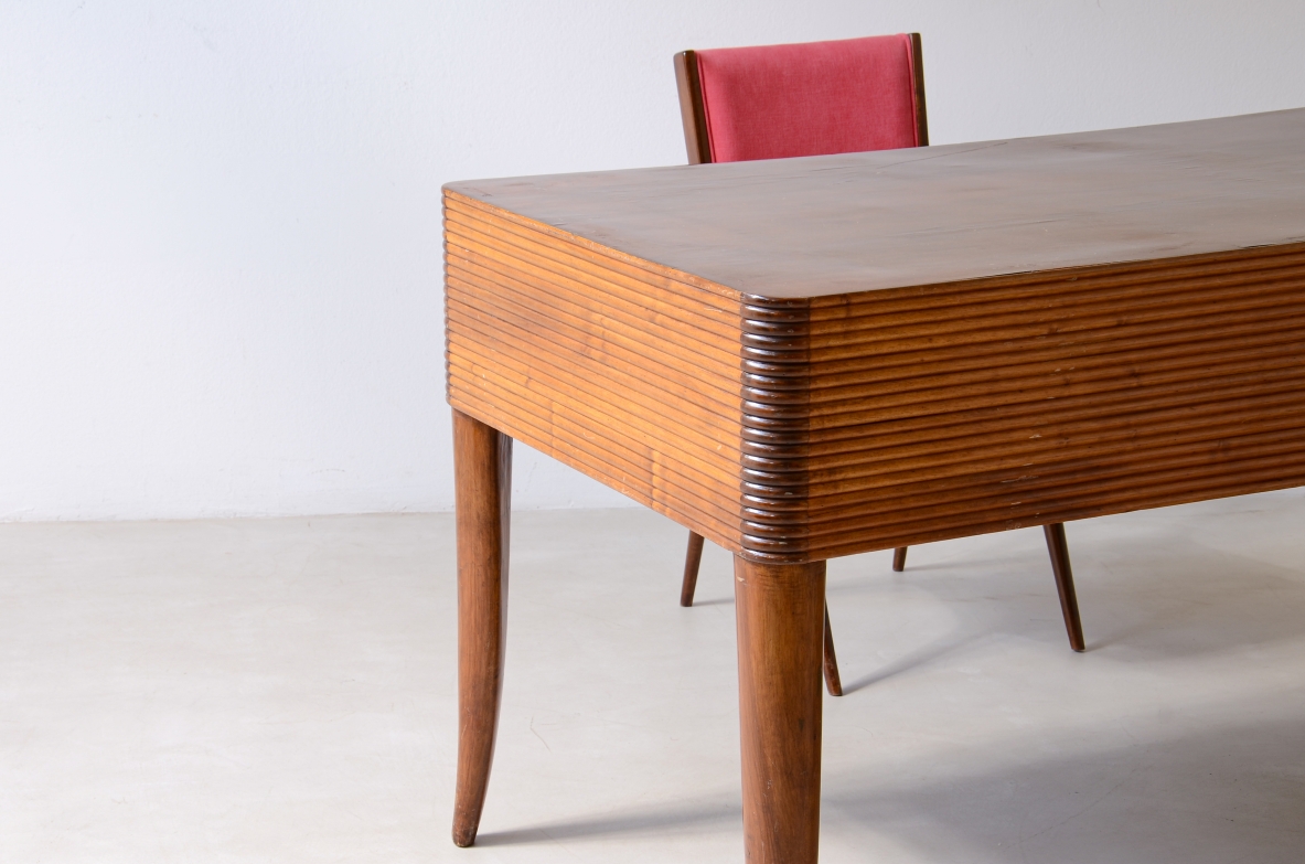 Elegant Paolo Buffa wooden desk with five drawers 1940's