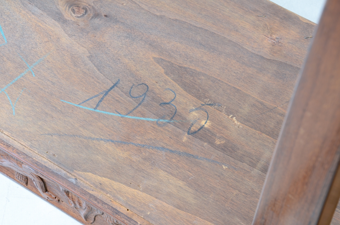 Elegant oak console table with a finely carved band featuring hunting scenes 1935