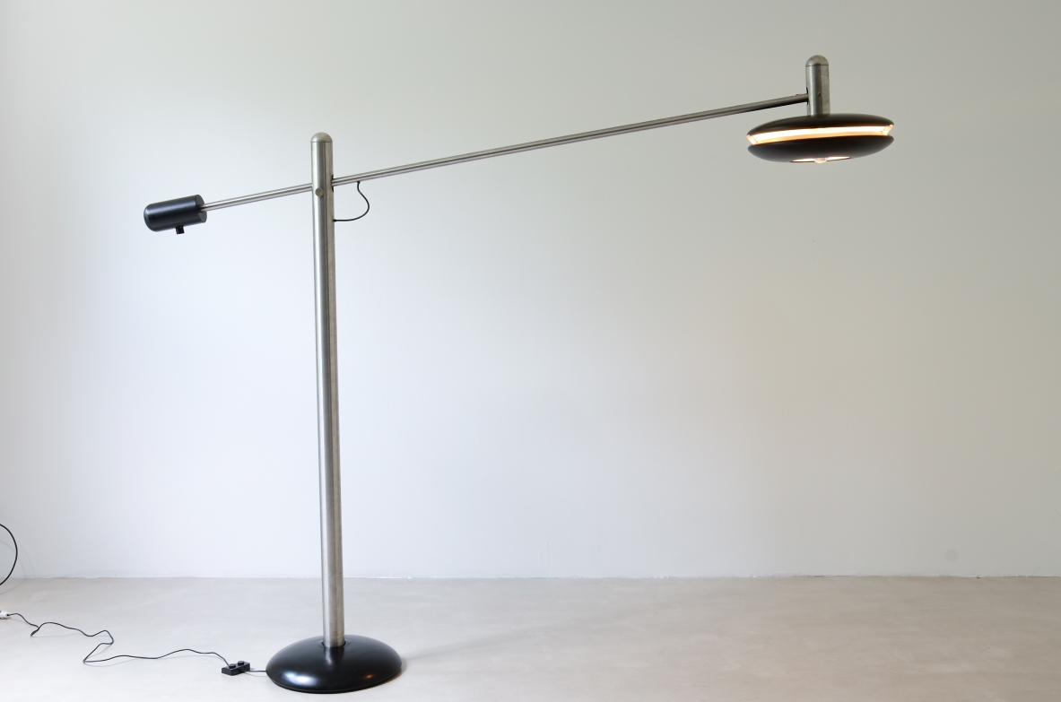 Selenova 1972 lampada da terra in acciaio e metallo laccato di grandi dimensioni