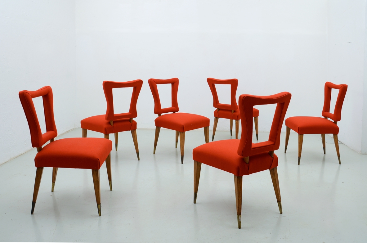 Group of 10 spectacular chairs in walnut and flaming cloth, Italy 1950ca.
