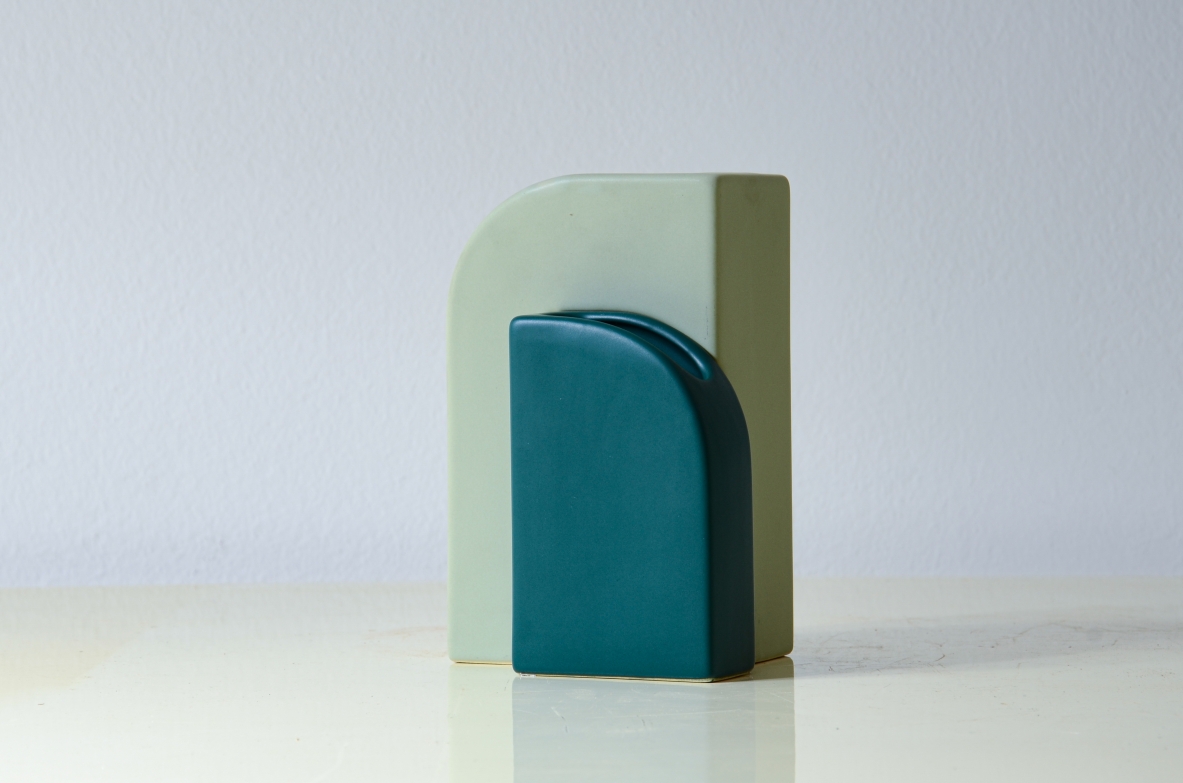 Geometric vase composed of two interlocking elements. Matt glazed ceramic 1970's.