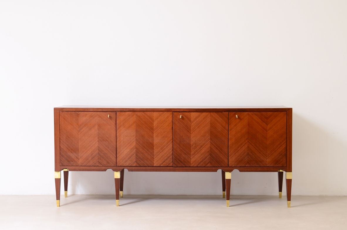 Paolo Buffa  Elegant 4-door walnut cabinet with a herringbone pattern on the front ,  Italian Manufacture 1950's